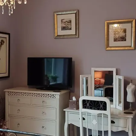 Hébergement de vacances Cosy Retreat - House With Double Bedroom